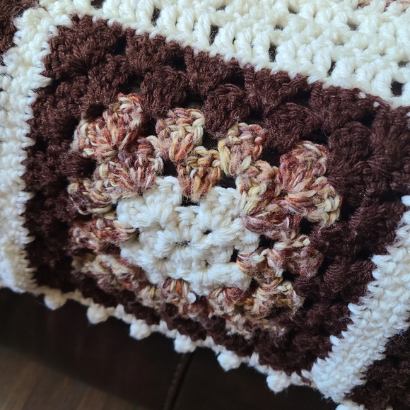 🔥VINTAGE Handmade Crochet Afghan Throw Blanket - Picture 5 of 6